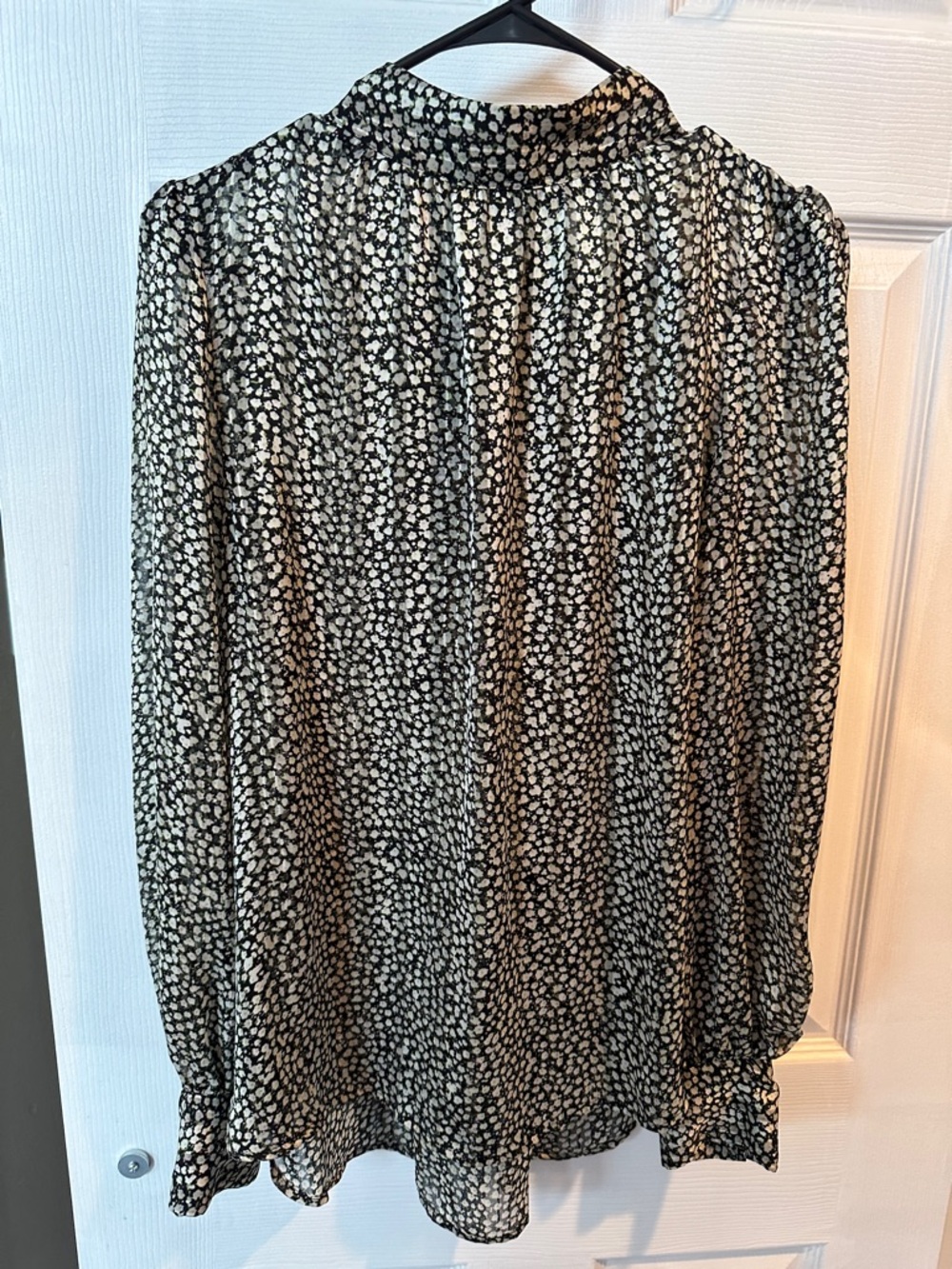 Women’s Black and Cream Printed Long-Sleeve Blouse